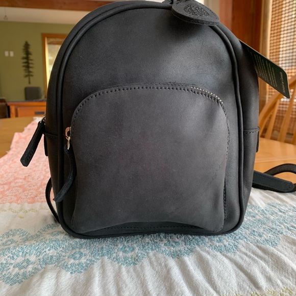 NWT Genuine Roots Leather Backpurse - Picture 3 of 5